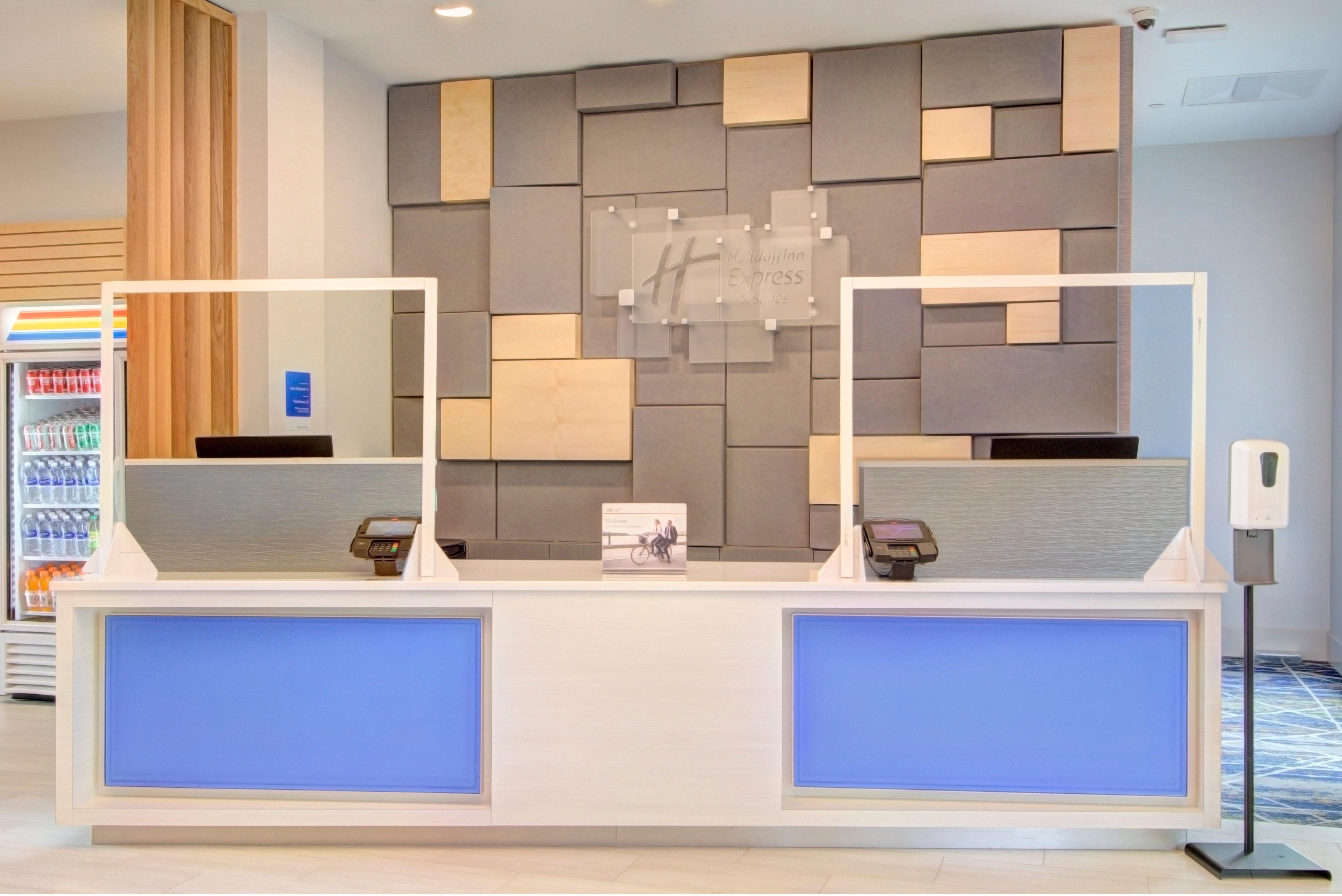 Express & Southwest By Ihg Sterling